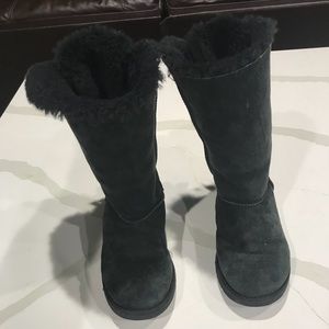 UGG Big Girl’s Bailey Bow Tall Boots- Size 6